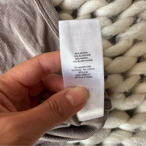 ARITZIA SUNDAY BEST Tank 2XS - Picture 4 of 6